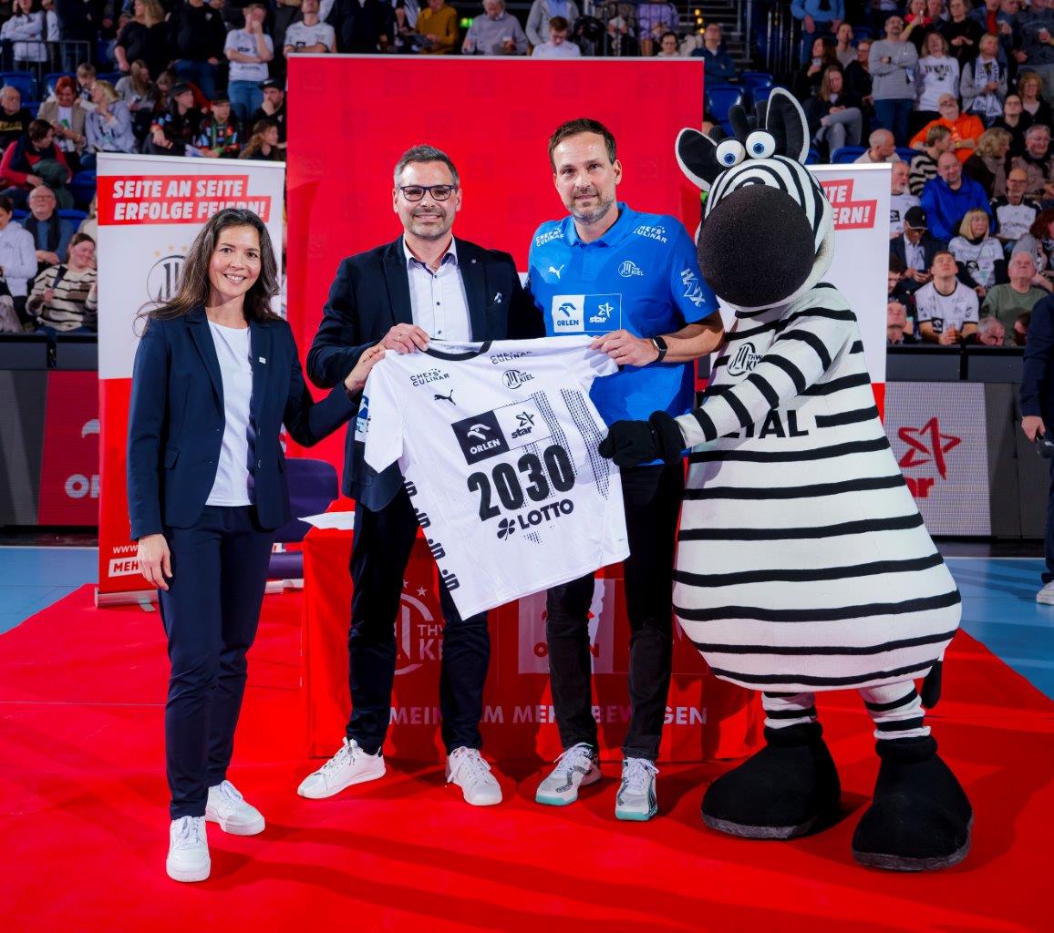 Vertragsverlängerung THW Kiel_(c) Sascha Klahn_Zuschnitt_Web.jpg